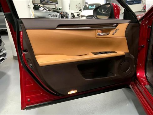 Used 2016 Lexus ES 350 image 20