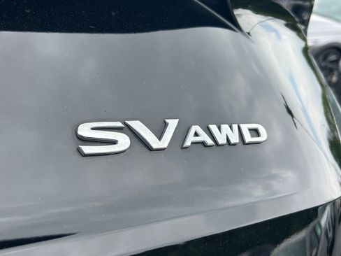 Used 2023 Nissan Rogue SV AWD/4WD image 15