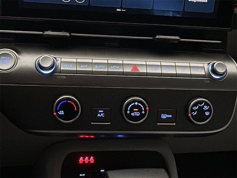 New 2026 Hyundai Kona SE image 21