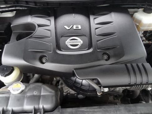 Used 2020 Nissan Armada Platinum w/ Captain's Chairs Package RWD image 45