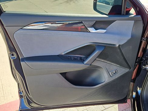 New 2026 Volkswagen Tiguan SE R-Line image 15