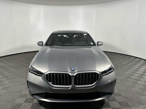New 2026 BMW 530i xDrive w/ Premium Package image 5