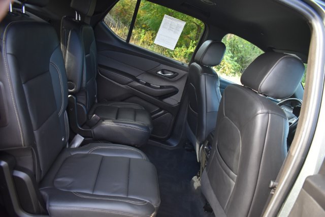Used 2022 Chevrolet Traverse LT AWD/4WD image 16