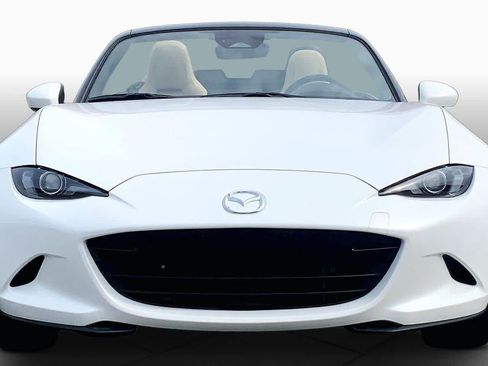 Used 2024 MAZDA MX-5 Miata Grand Touring w/ Appearance Package RWD image 4