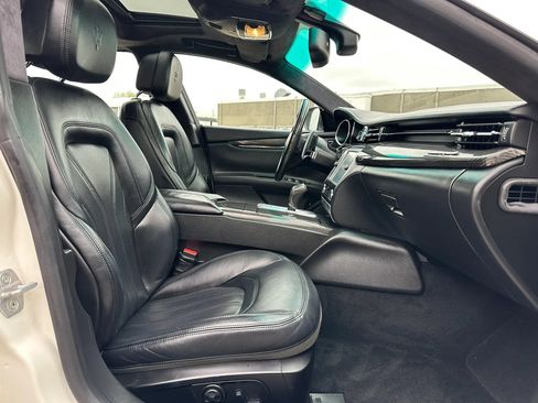 Used 2014 Maserati Quattroporte GTS image 22