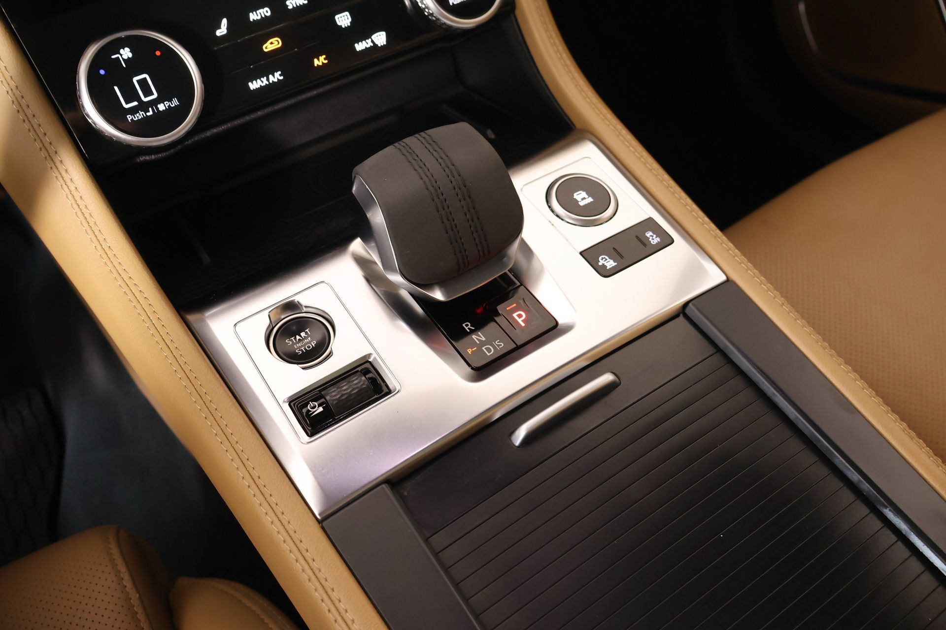 Used 2023 Jaguar F-PACE S AWD/4WD image 8