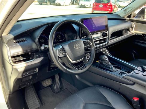 Certified 2024 Toyota Grand Highlander Limited image 17