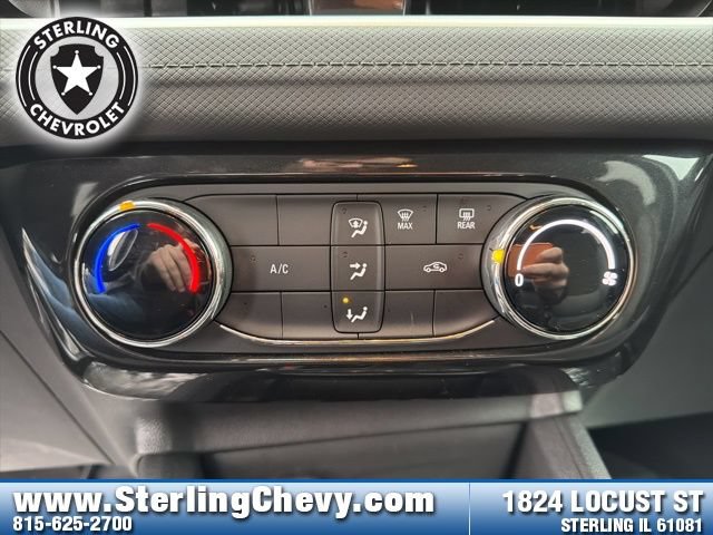Used 2025 Chevrolet TrailBlazer LT AWD/4WD image 19