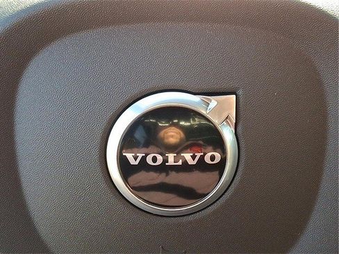 New 2026 Volvo XC60 T8 Polestar w/ Protection Package Premier image 12