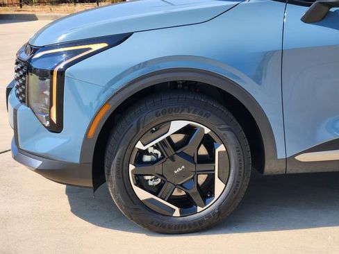 Certified 2026 Kia Sportage S AWD/4WD image 8