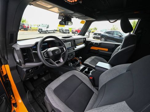 Certified 2022 Ford Bronco 2-Door AWD/4WD image 16