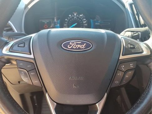 Used 2024 Ford Edge SEL AWD/4WD image 13