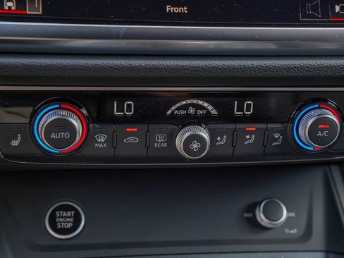 New 2025 Audi Q3 2.0T Premium Plus image 14