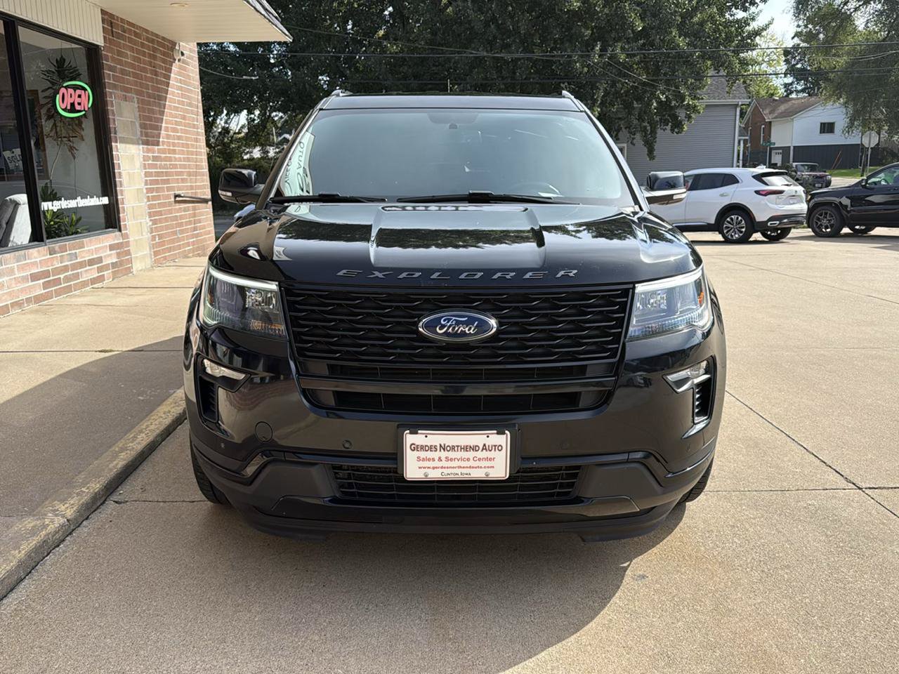 Used 2019 Ford Explorer Sport AWD/4WD image 32