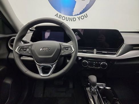 Used 2026 Chevrolet Trax ACTIV w/ Sunroof Package image 19