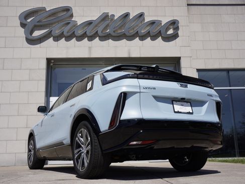 New 2026 Cadillac Lyriq Premium Sport image 8