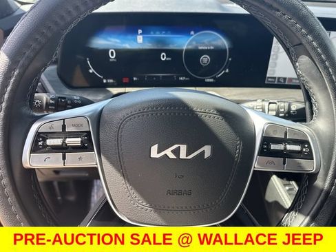 Used 2025 Kia Telluride SX Prestige X-Pro AWD/4WD image 17
