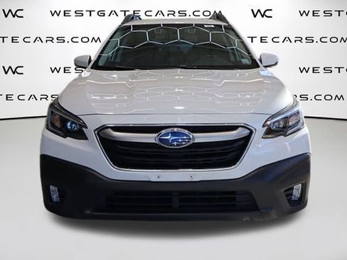 Used 2022 Subaru Outback Premium image 4