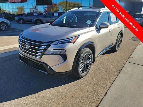 New 2026 Nissan Rogue Platinum w/ Platinum Premium Package image 3