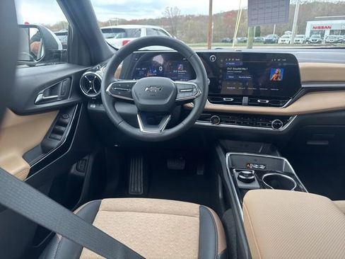 New 2026 Chevrolet Equinox ACTIV FWD image 19