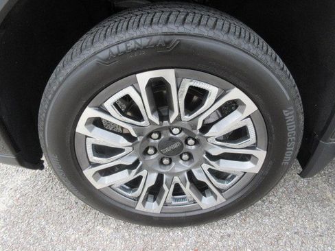 Used 2024 GMC Sierra 1500 Denali Ultimate AWD/4WD image 13