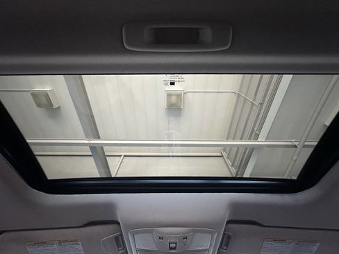 Used 2009 INFINITI G37 Journey w/ Premium Pkg image 29