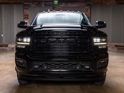 Used 2020 RAM 3500 Limited w/ Max Tow Package image 2