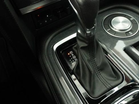 Used 2024 Nissan Armada SV RWD image 16