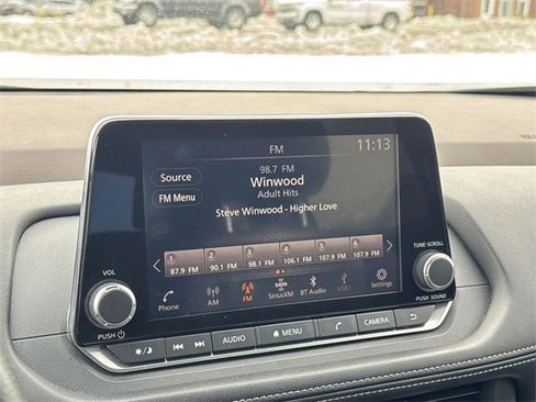 Used 2023 Nissan Rogue SV image 17