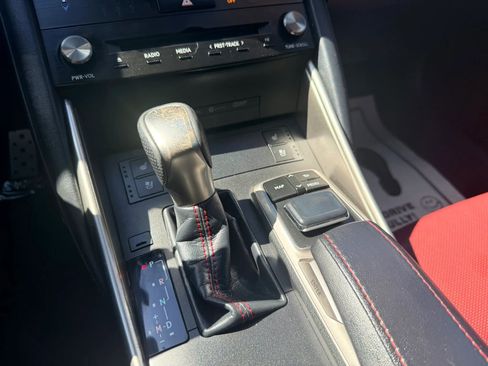 Used 2018 Lexus IS 300 F Sport w/ F Sport Package AWD/4WD image 34
