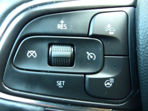 Used 2022 Buick Envision Preferred FWD image 28