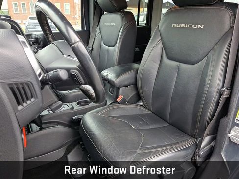 Used 2016 Jeep Wrangler Unlimited Rubicon AWD/4WD image 16