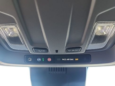 Used 2024 Chevrolet Silverado 1500 Custom image 31