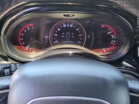 Used 2023 Dodge Durango SXT RWD image 14