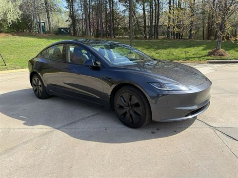 Used 2025 Tesla Model 3 Long Range RWD image 10