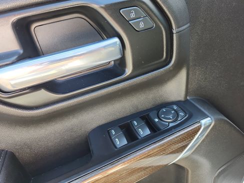 Used 2021 Chevrolet Silverado 1500 LT Trail Boss w/ Bed Protection Package image 21