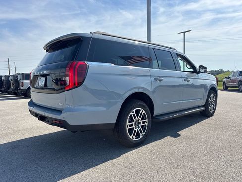 New 2026 Ford Expedition Max Active AWD/4WD image 7