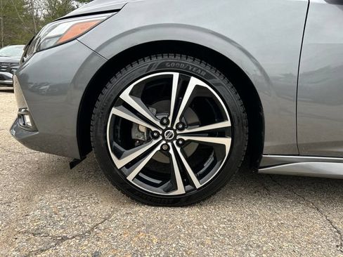 Used 2022 Nissan Sentra SR FWD image 12