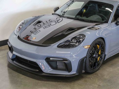 Used 2025 Porsche 718 Cayman GT4 RS w/ Weissach Package RWD image 10