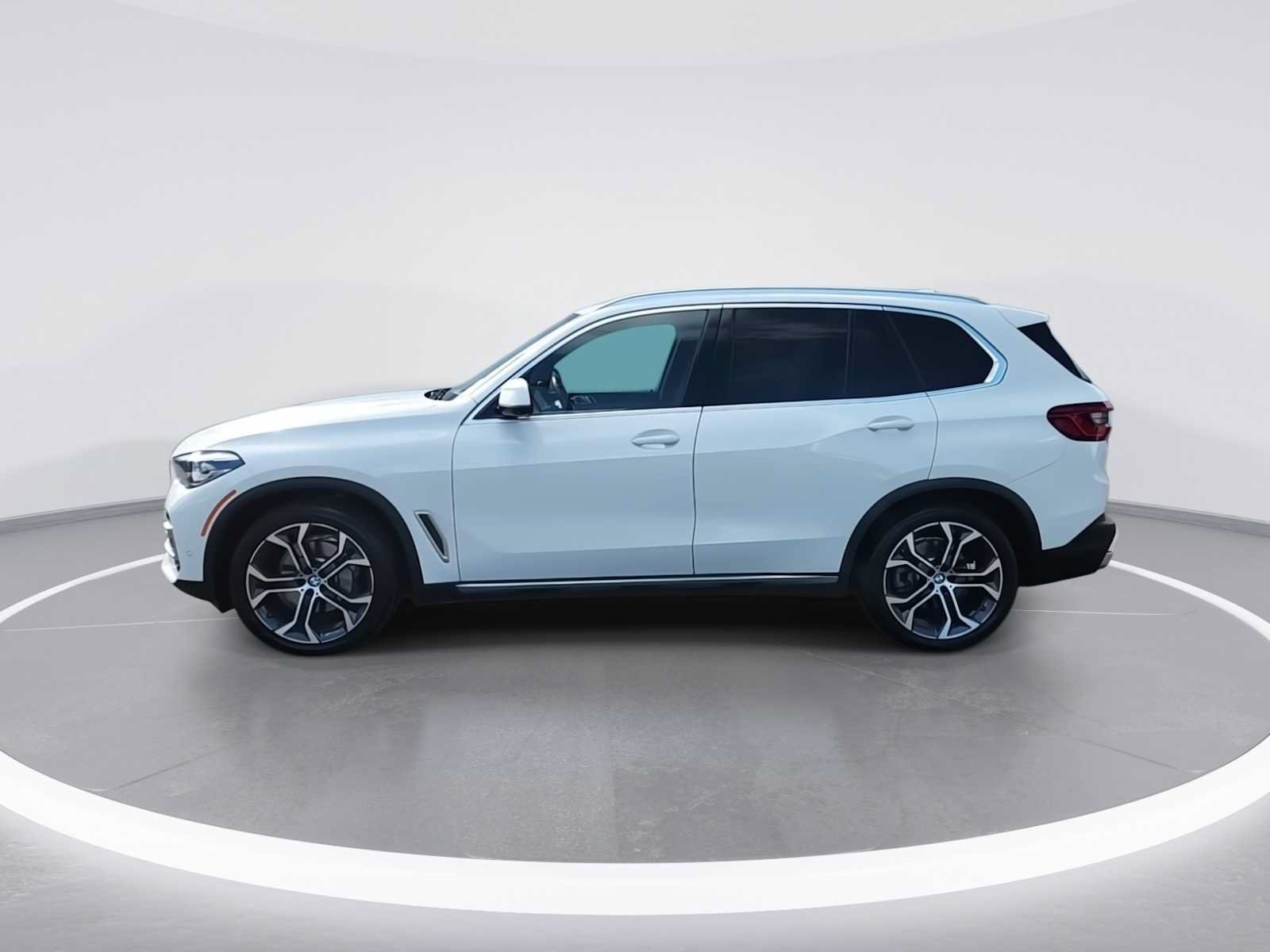 Used 2019 BMW X5 xDrive40i w/ Premium Package 2 AWD/4WD image 5