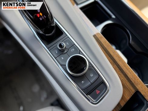 Used 2024 Cadillac Escalade Sport Platinum w/ LPO, ONYX Package image 30