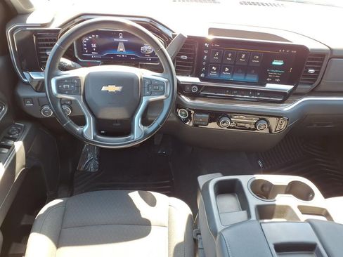 Used 2024 Chevrolet Silverado 2500 LT RWD image 10