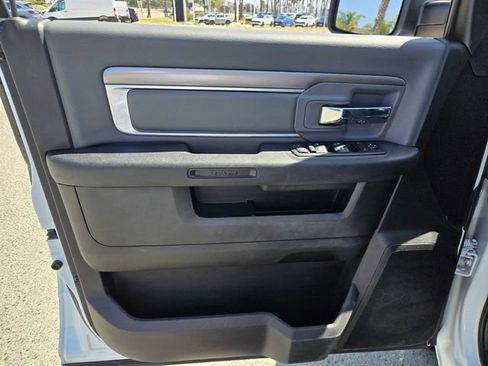 Used 2023 RAM 1500 Classic SLT w/ Electronics Group AWD/4WD image 17