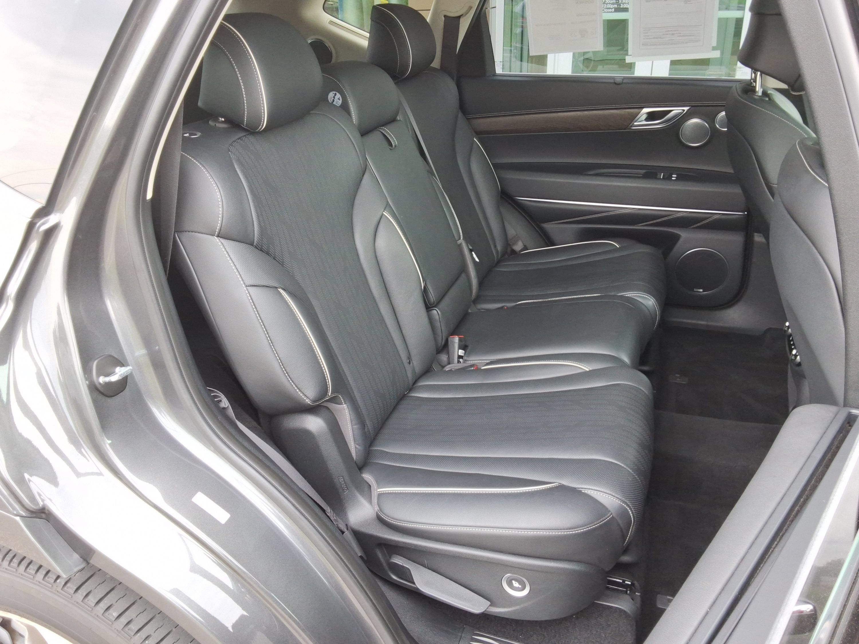Used 2023 Genesis GV80 3.5T Advanced + AWD/4WD image 37
