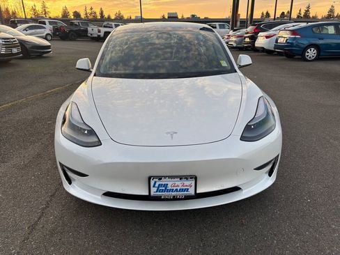 Used 2022 Tesla Model 3 Long Range image 2