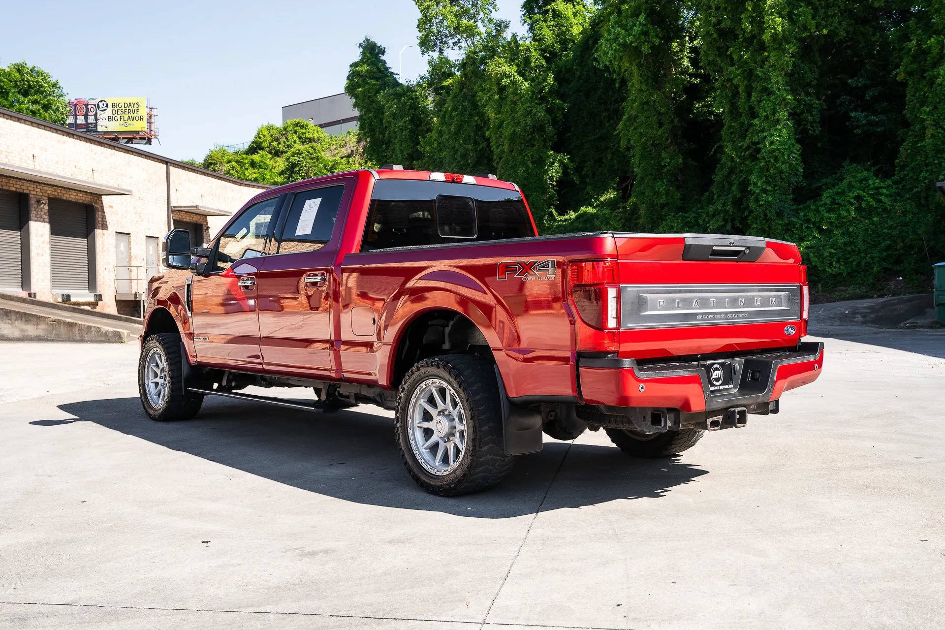 Used 2020 Ford F350 Platinum AWD/4WD image 9