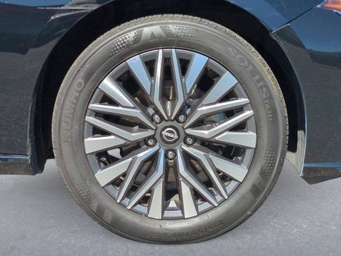 Certified 2024 Nissan Altima 2.5 SV FWD image 12