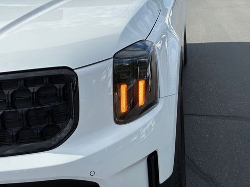 Used 2024 Kia Telluride SX Prestige X-Pro AWD/4WD image 12