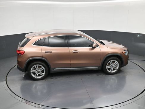 Used 2023 Mercedes-Benz GLA 250 w/ Premium Package image 32