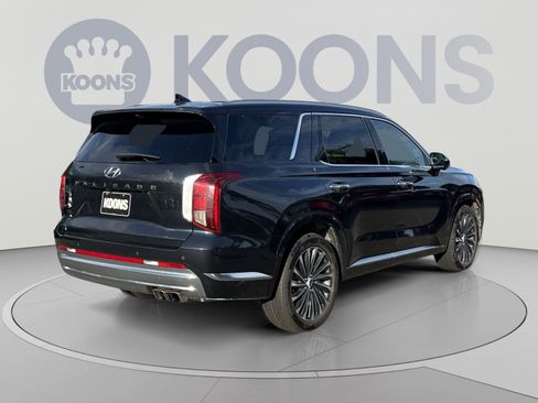 Certified 2024 Hyundai Palisade Calligraphy FWD image 7